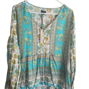 Green and Blue Relaxed 3/4 Sleeve Blouse